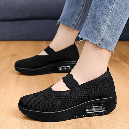 Womens Breathable Soft Sole Flat Shoes for Summer Comfort