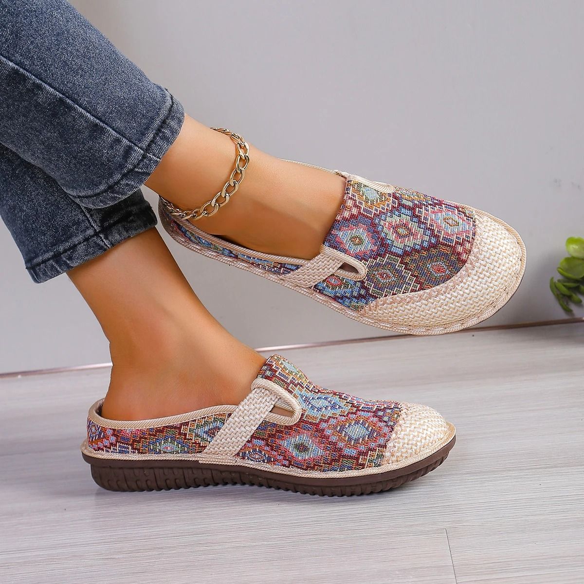 Womens Lightweight Summer Slip On Mules 10