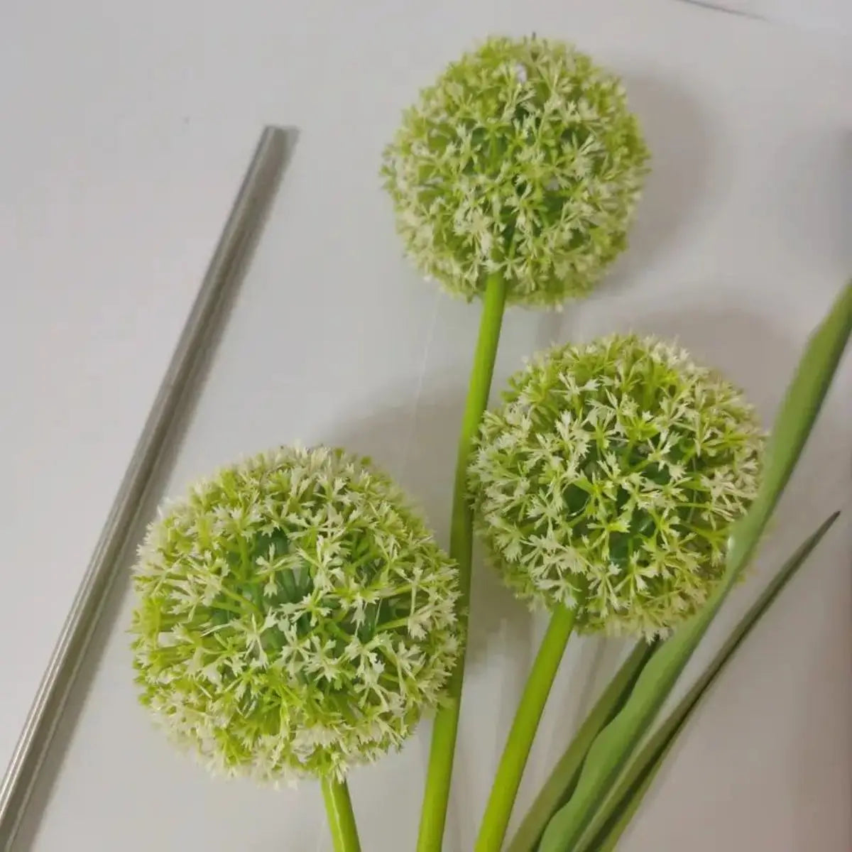 Solar Garden Lights Decorative Dandelion with LED, Waterproof Solar Lights Outdoor for Yard, Patio Garden Decor Lighting