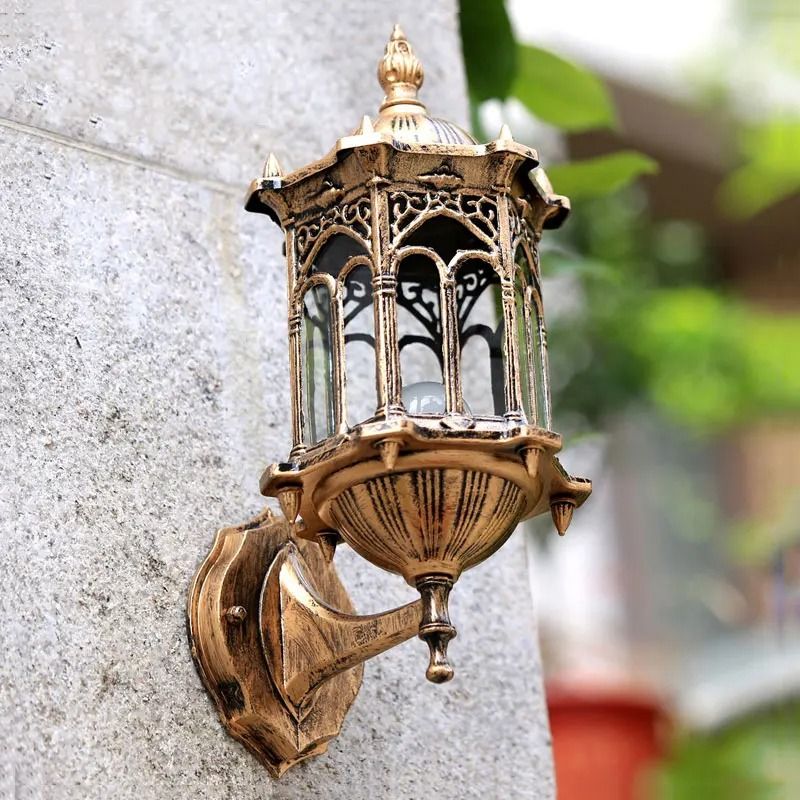 Retro Outdoor Waterproof Wall Lamp for Porch Garden Balcony or Corridor with E27 Bulb Socket and Antirust Design