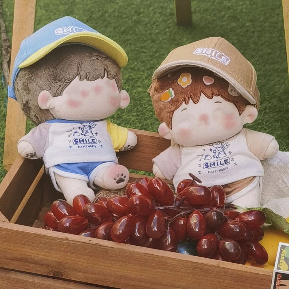 20CM Doll Sports Suit TShirt Shorts  Cap Set Miniature Sportswear For Changing Dressing Game  Photo 2