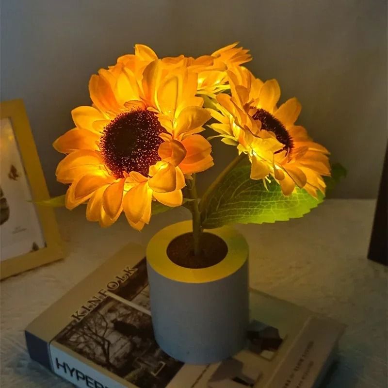 Rechargeable Sunflower LED Night Light For Bedroom And Desk Decoration 1