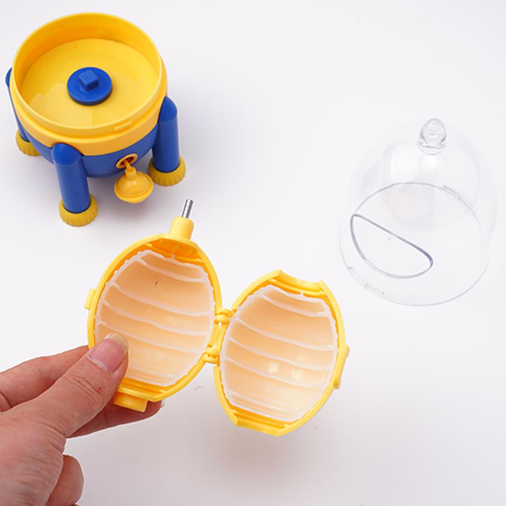 Manual Egg Scrambler Shaker Egg Yolk Mixer, Kitchen Gadget, Portable Egg Puller Mixer Golden Maker Tool