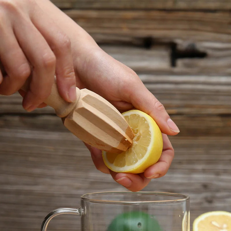 Beech Wood Citrus Reamer Lemon Squeezer, Wooden Orange Juice Squeezer, Fruit Kitchen Tool for Bar and Home Use