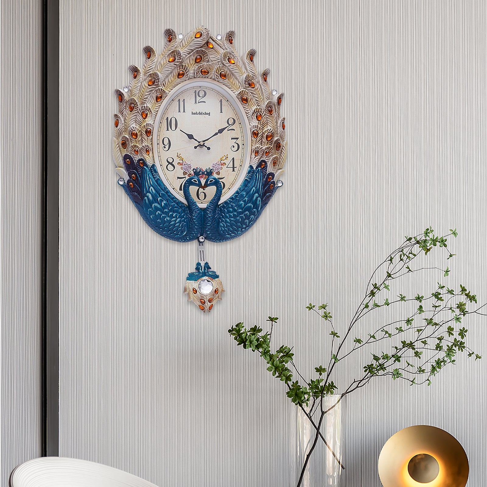 Exquisite Wall Mounted Clock with Lifelike Animal Feathers, Large Digital Display, Quartz Movement, Perfect Decorative
