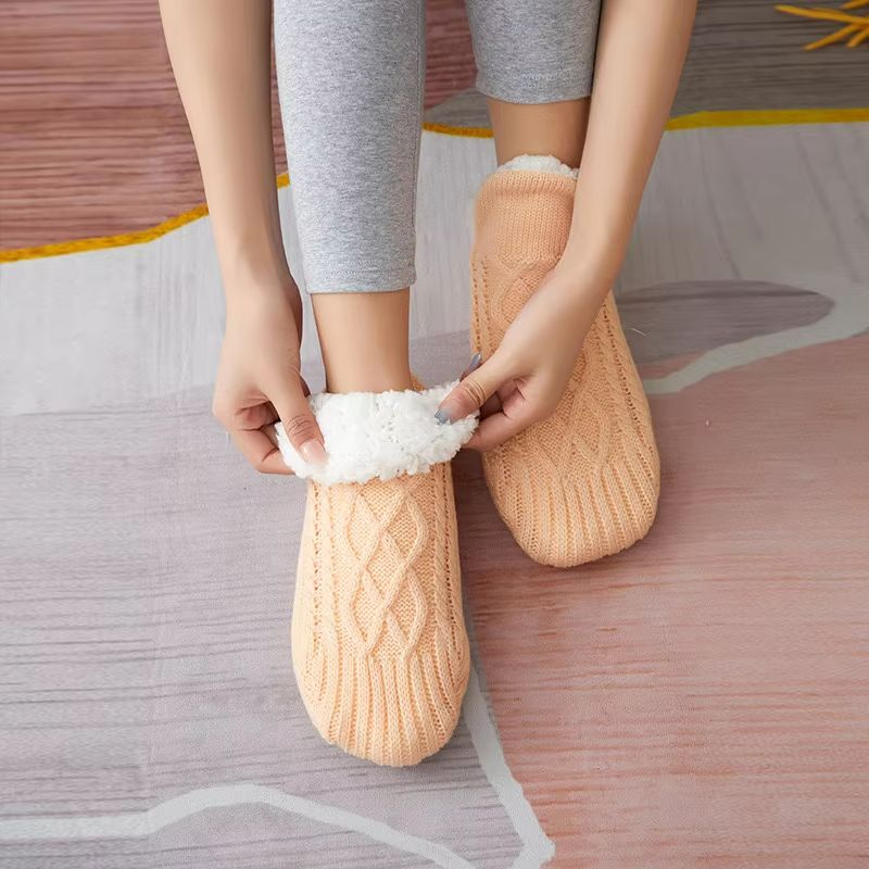 CozyGrip Fleece Lined Floor Socks  Non Slip Winter Comfort 10