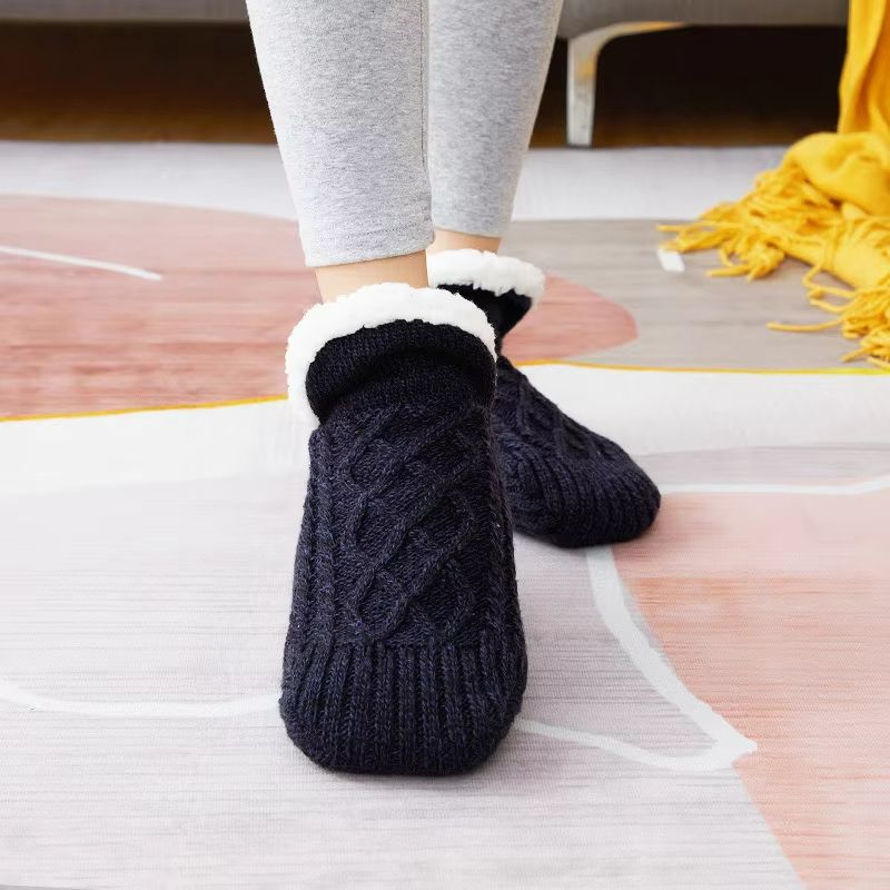 CozyGrip Fleece Lined Floor Socks  Non Slip Winter Comfort 6