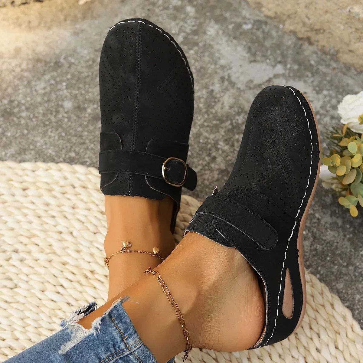 Womens Closed Toe Platform Slide Sandals 3