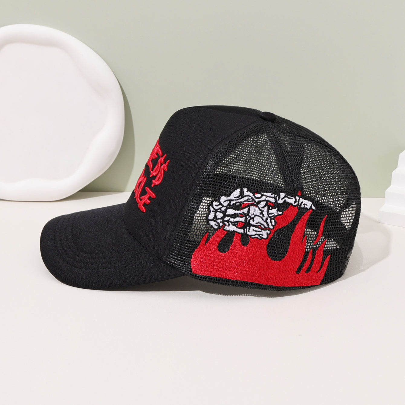 Mesh Breathable Baseball Cap, Fashionable with English Embroidery, Perfect for Outdoor and Daily Wear