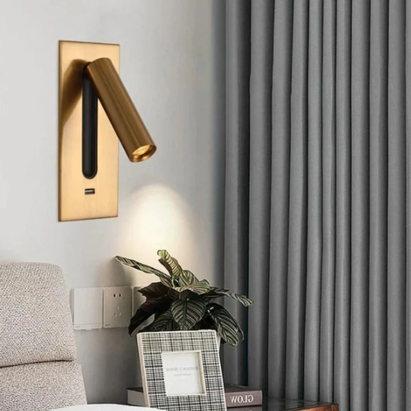 Adjustable Wall Lamp With USB Charging And 350 Rotation For Reading And Bedside Lighting 3