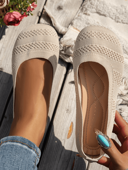 Womens Comfortable Round Toe Knit Flats Versatile SlipOn Shoes for AllDay Wear