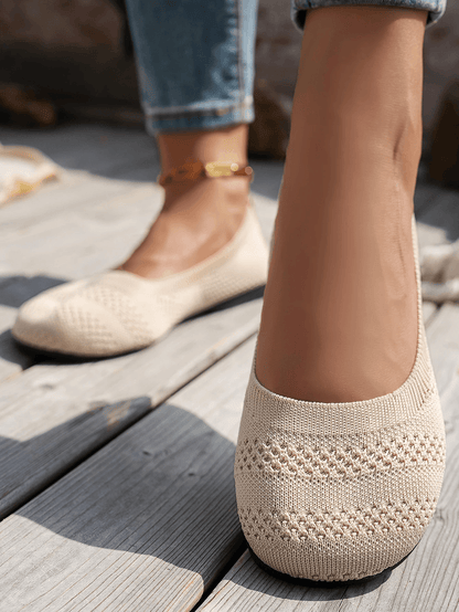 Womens Comfortable Round Toe Knit Flats Versatile SlipOn Shoes For AllDay Wear 1