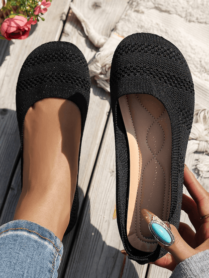 Womens Comfortable Round Toe Knit Flats Versatile SlipOn Shoes For AllDay Wear 2