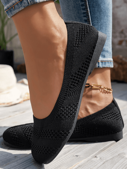 Womens Comfortable Round Toe Knit Flats Versatile SlipOn Shoes For AllDay Wear 3