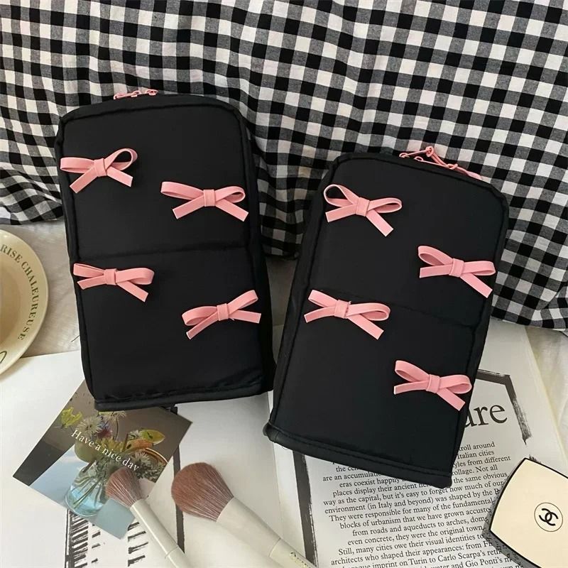 Foldable Stand Up Makeup Brush Organizer Pouch 5