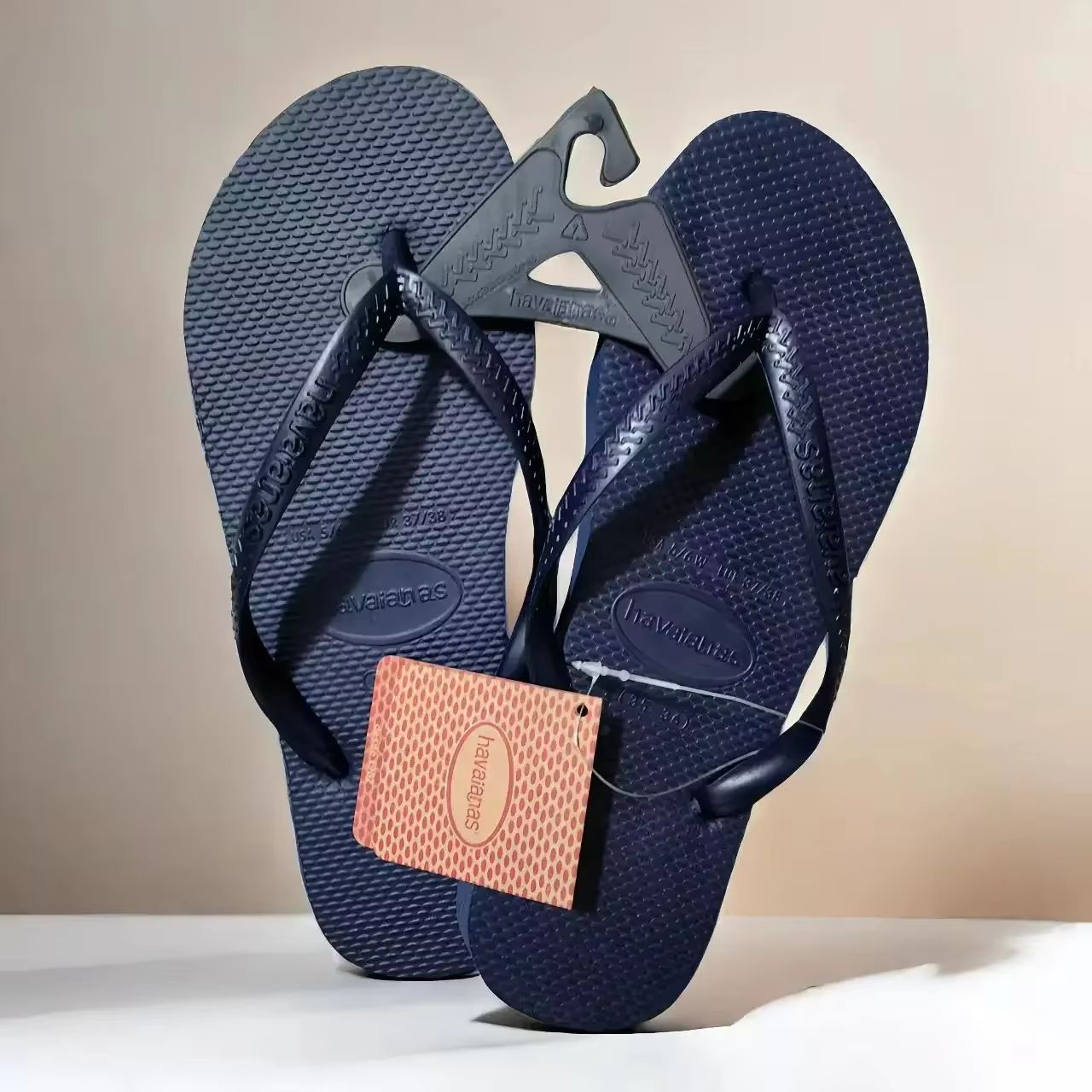 BreezeStep Womens Summer Flip Flops  Lightweight Fashionable Beach  Travel Sandals 17