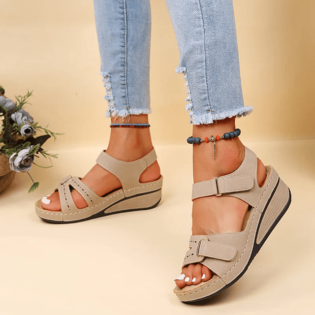 SoftStitch Women Flat Open Toe Sandals 5