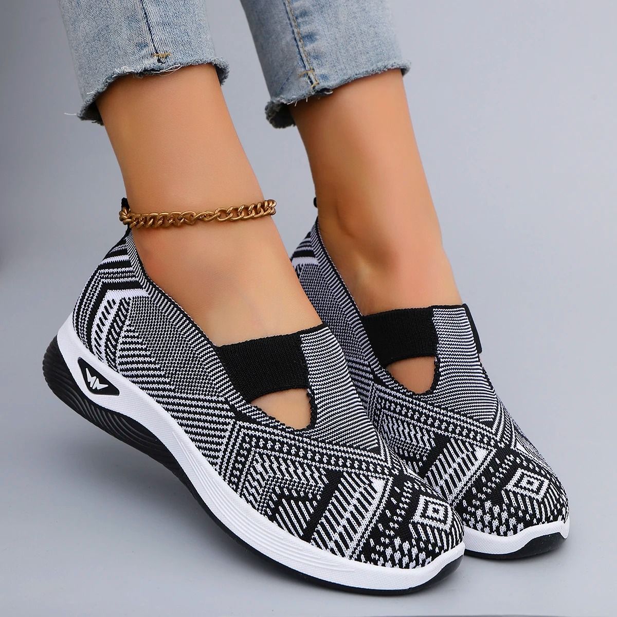 Womens Summer Breathable Mesh Casual Sneakers Lightweight Flat Shoes For Everyday Comfort 1