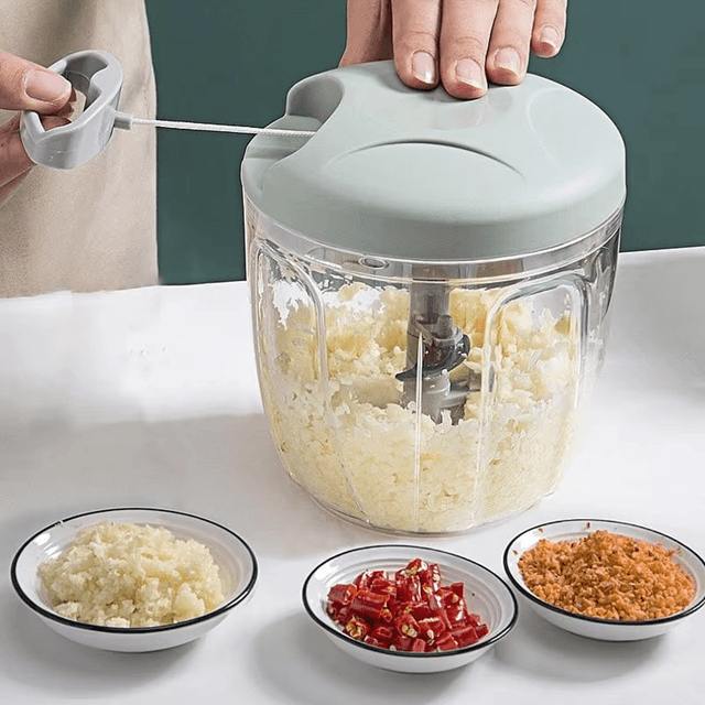 Effortless Manual Chopper 500ML Vegetable and Garlic Cutter