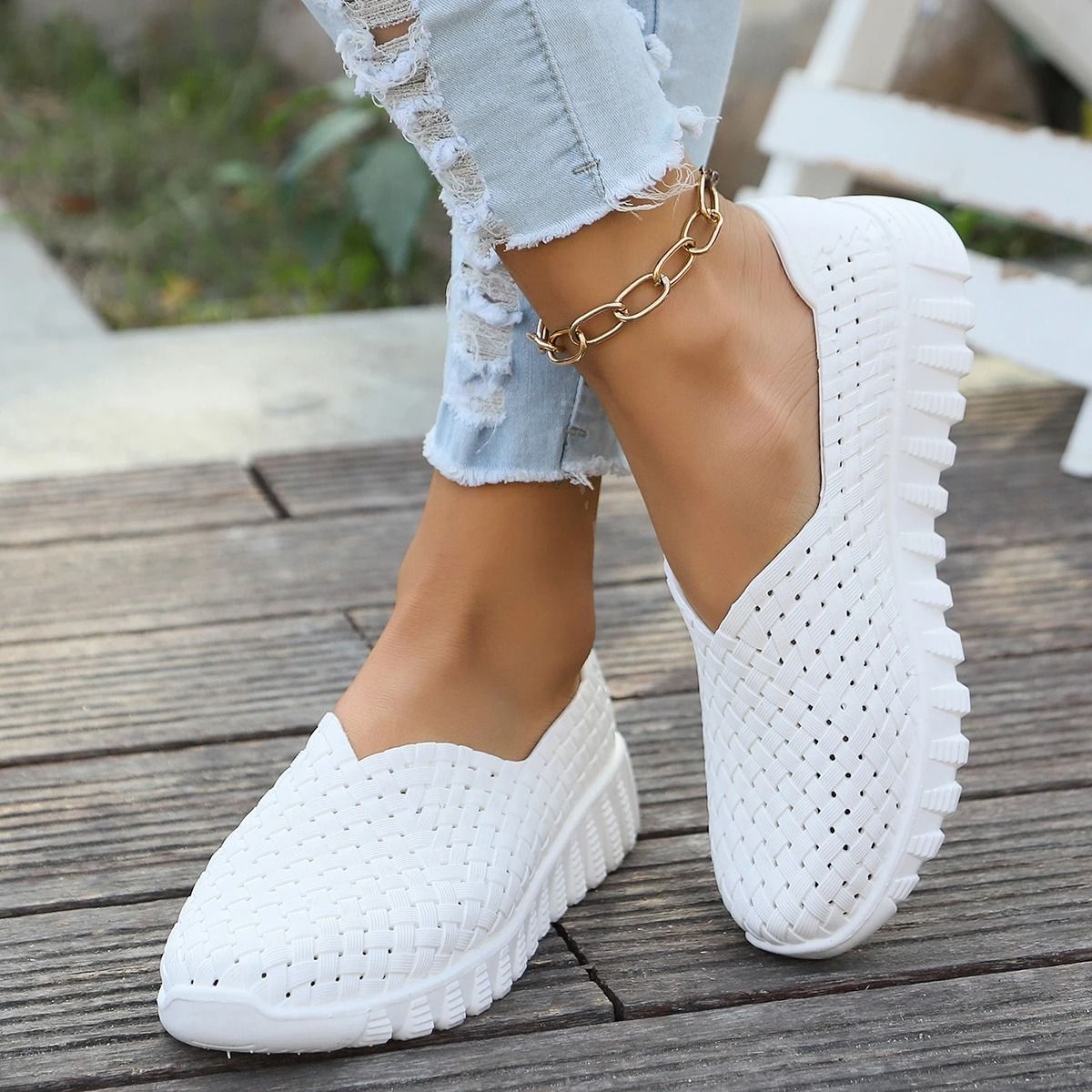 Flat Light Fashion Woven Womens Shoes Large Size Soft Sole Mother Leisure Hollow Out Cloth Shoes Sp 3