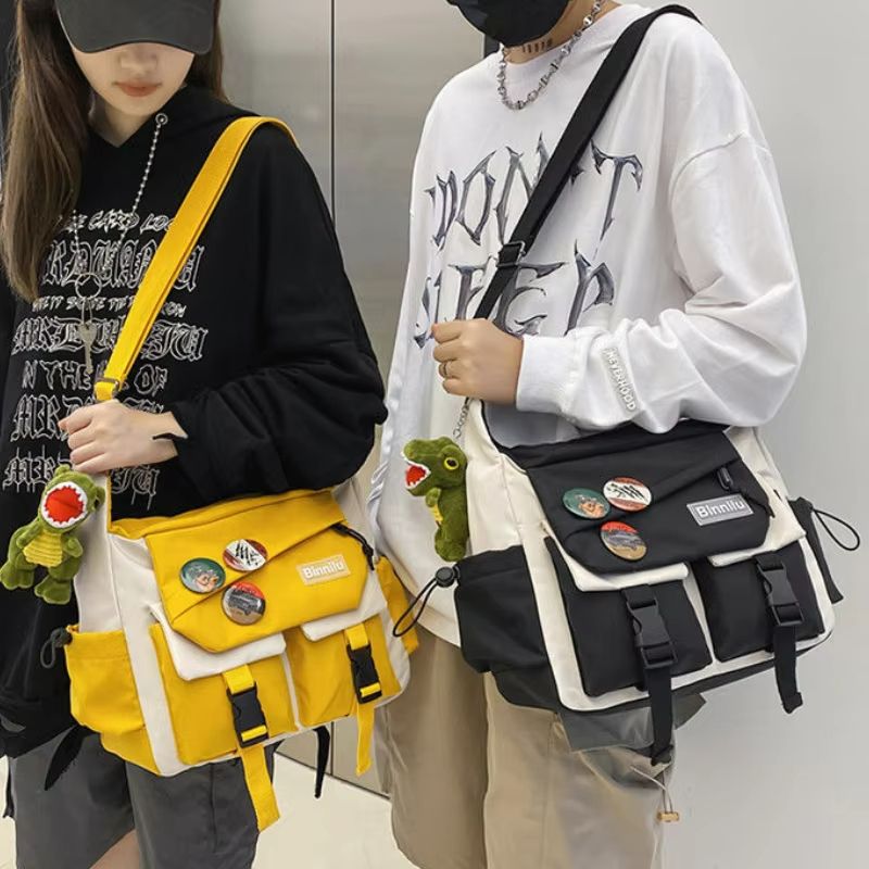 Harajuku Street Nylon Messenger – Lightweight Crossbody Bag for School & Daily Use
