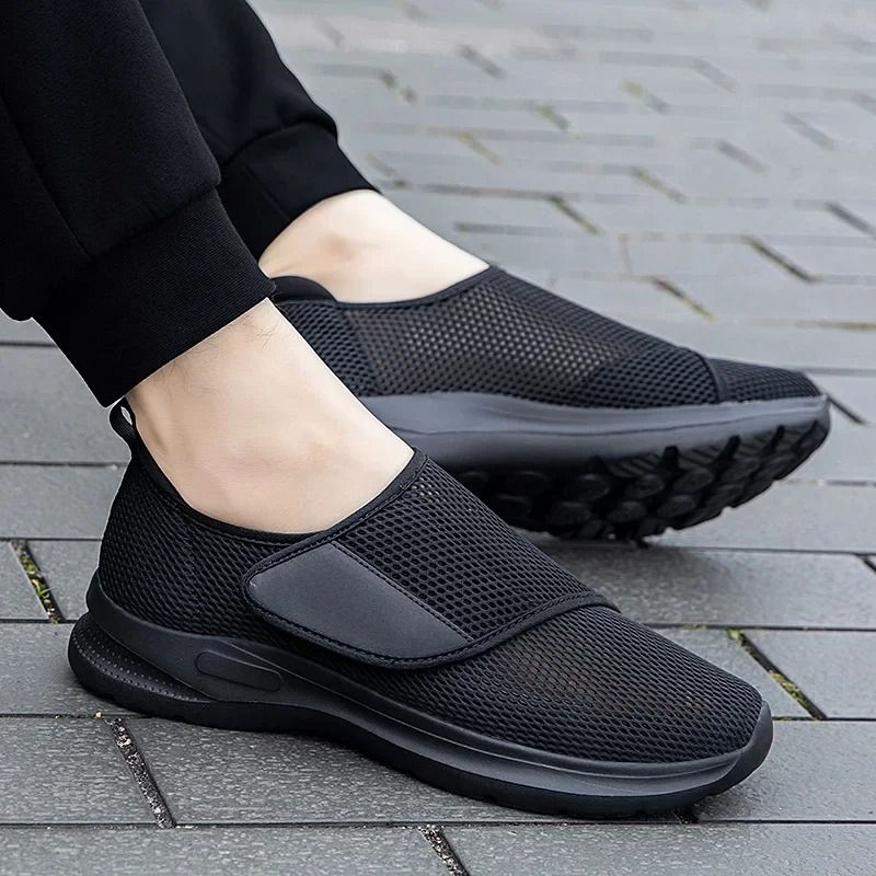 Extra Wide Orthopedic Walking Shoes With Adjustable Closure 2