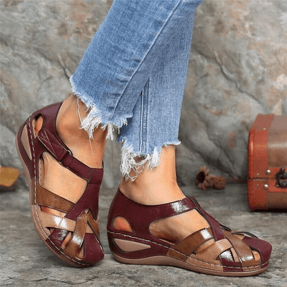 Lightweight Summer Slide Sandals For Women Comfortable Beach And Indoor Shoes 1