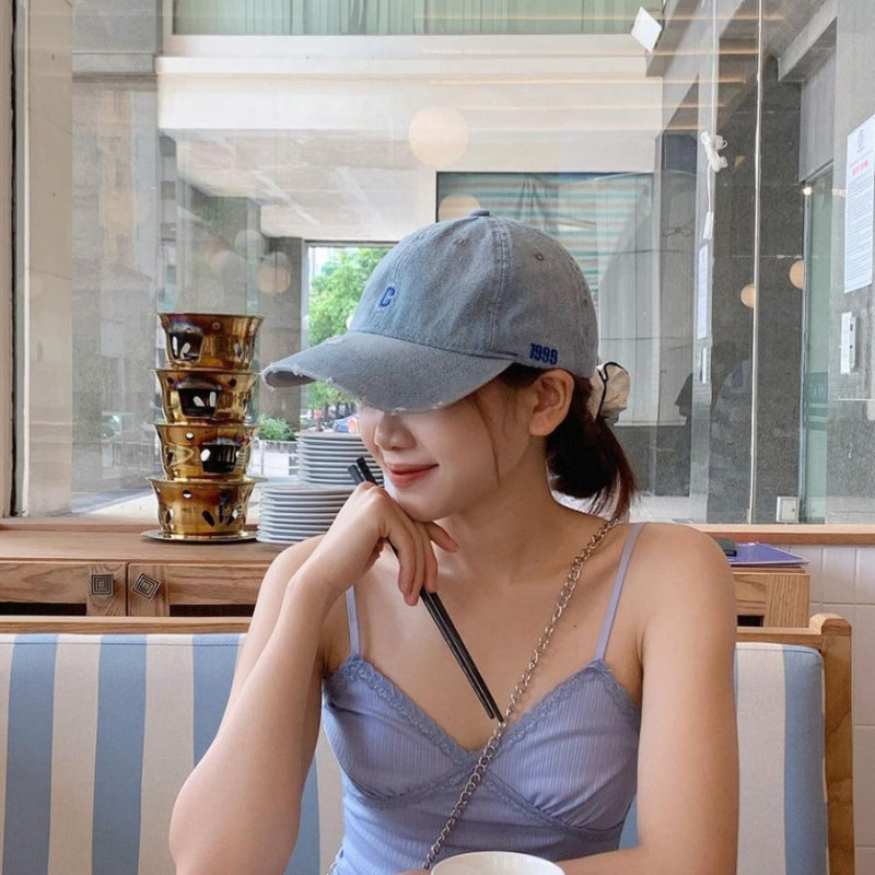 Adjustable Broken Hole Denim Baseball Cap for Big Head Circumference, Korean Casual Duckbill Cap, Versatile Hat