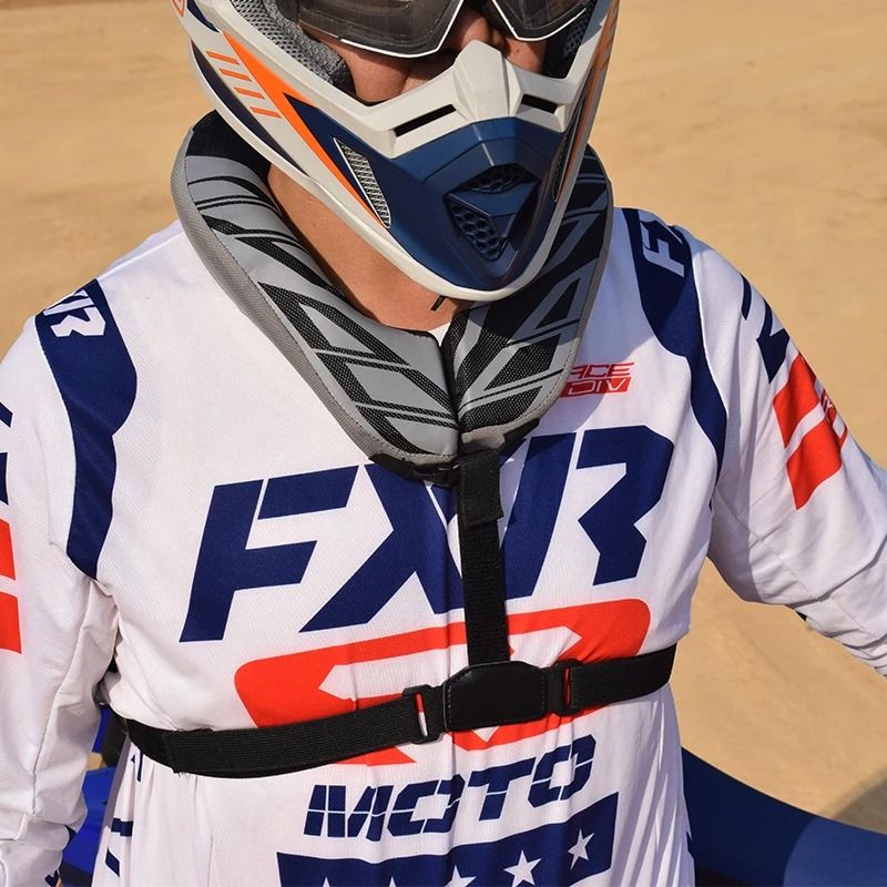 Heavy Duty Motorcycle Neck Protection Brace For Riding Safety 3