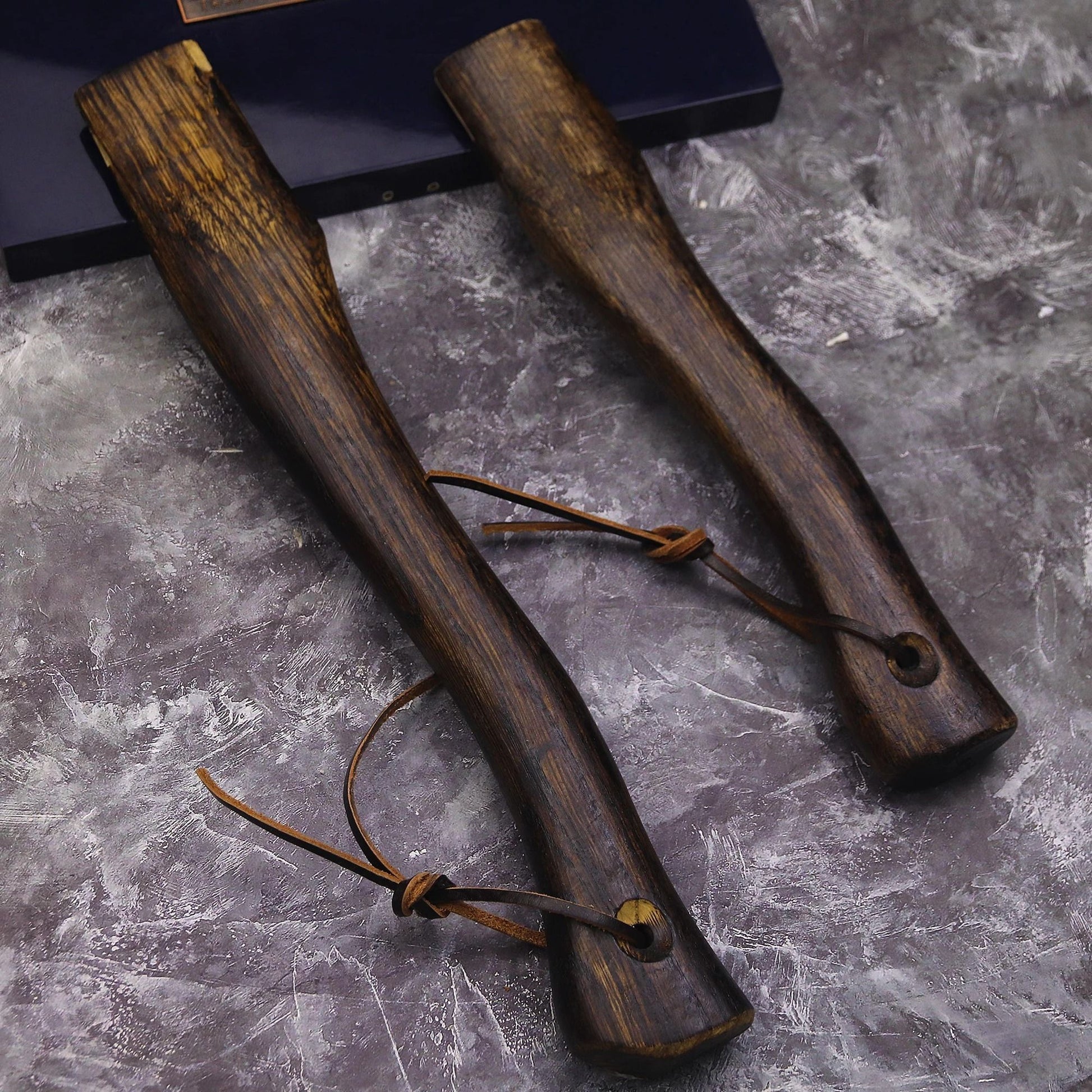 Solid Wood Axe Handle With Cowhide Lanyard For Reliable Tooling 1