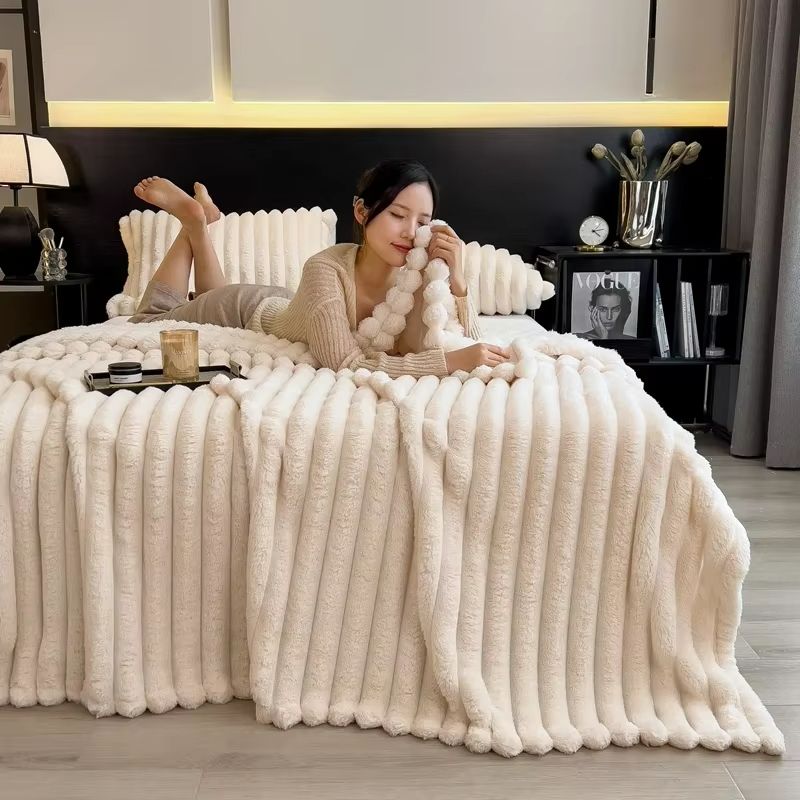 CozyStripes Thickened Multifunctional Throw Blanket 3