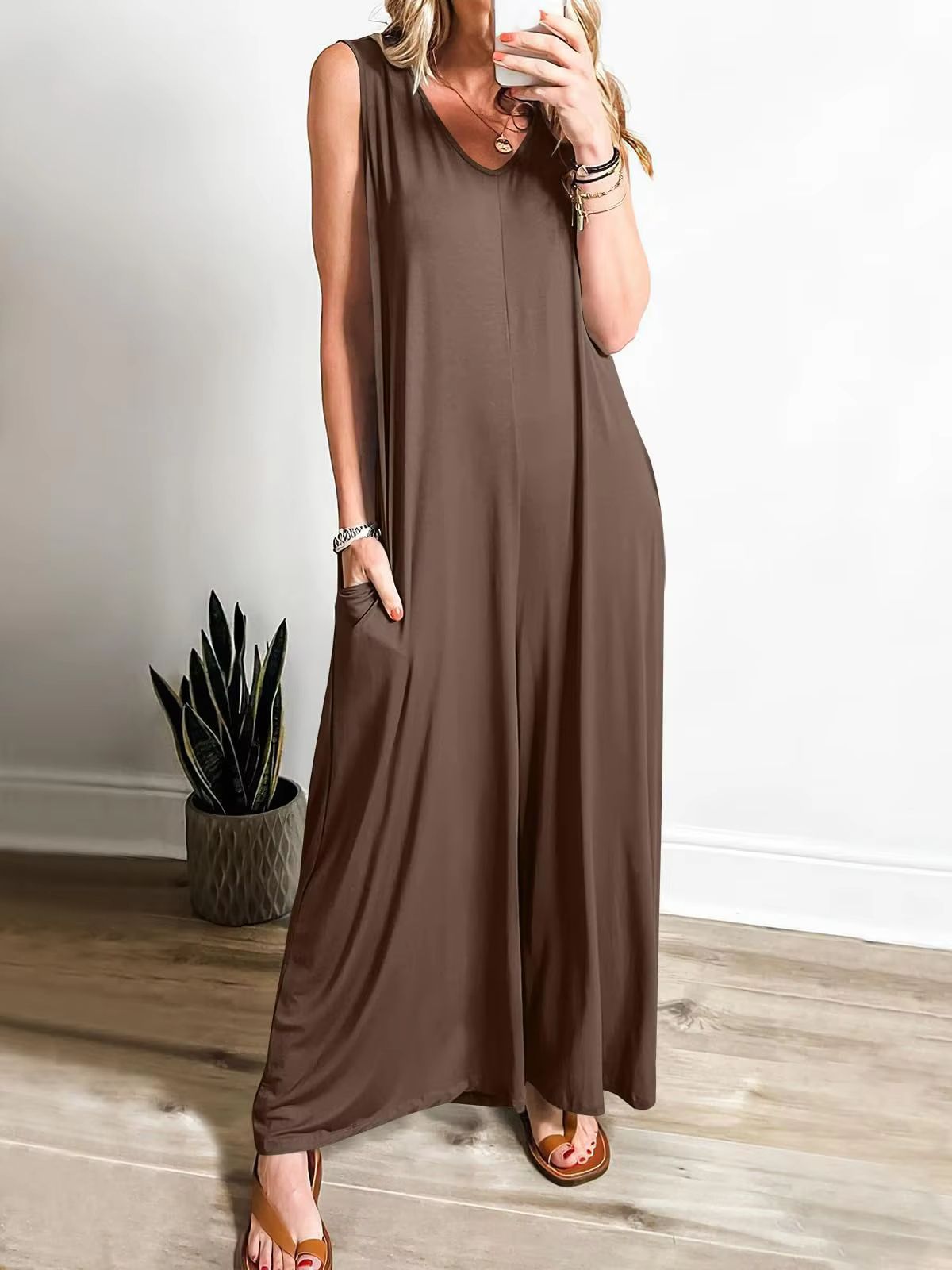 Summer V Neck Wide Leg Jumpsuit  Loose Backless Sleeveless Overalls With Pockets 9