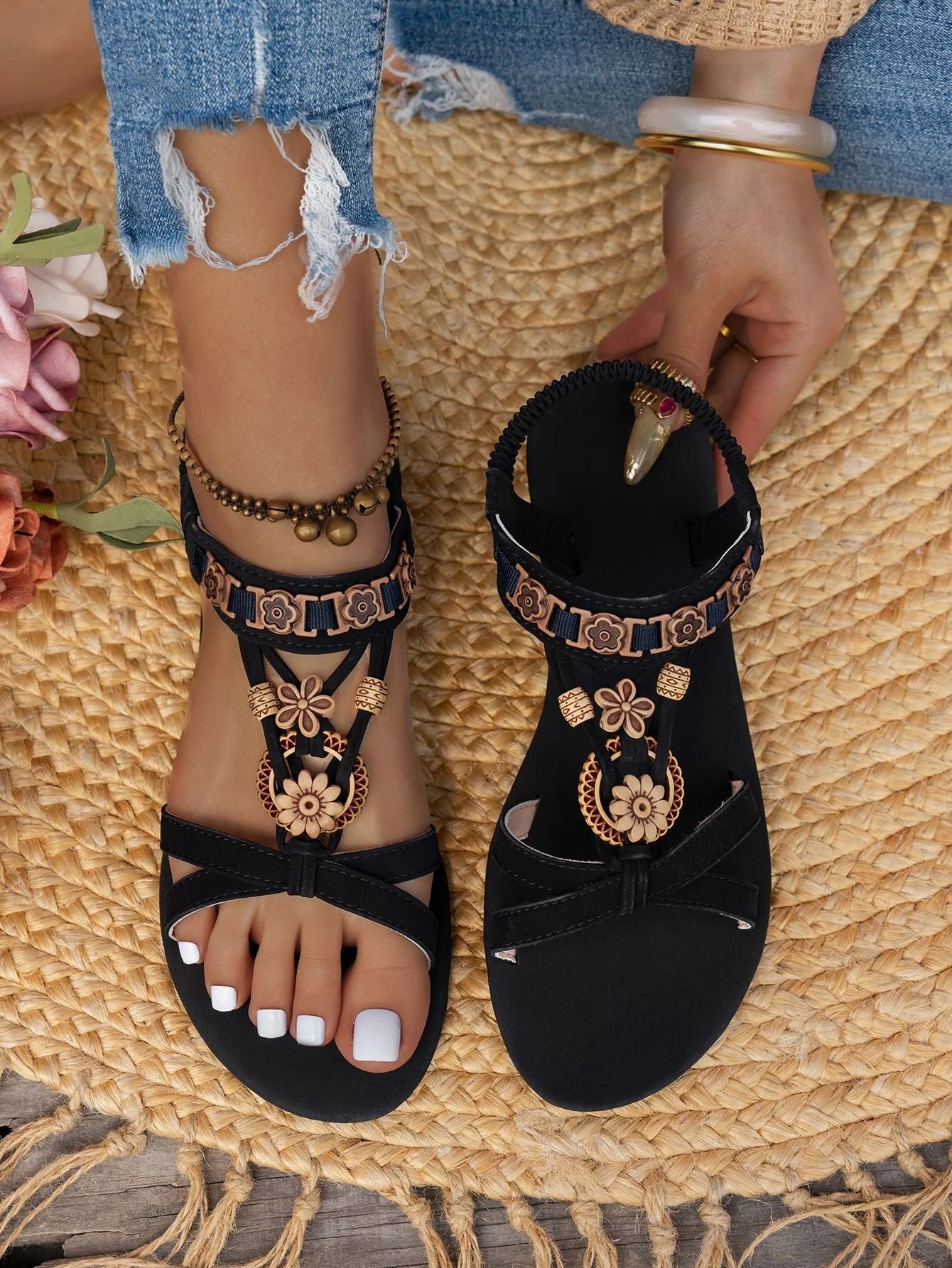 Bohemian Round Toe Flat Sandals for Casual Everyday Wear