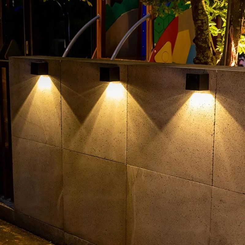 Solar LED Square Wall Light For Garden And Fence 1