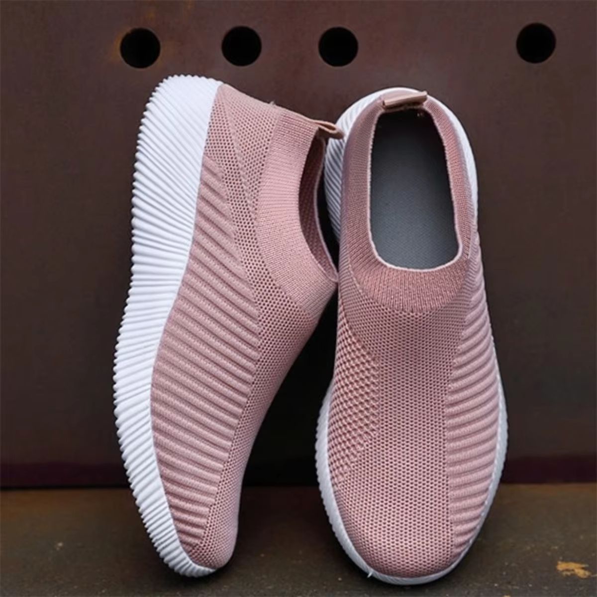 Summer Slip-On Walking Shoes – Lightweight Breathable Women's Loafers for All-Day Comfort