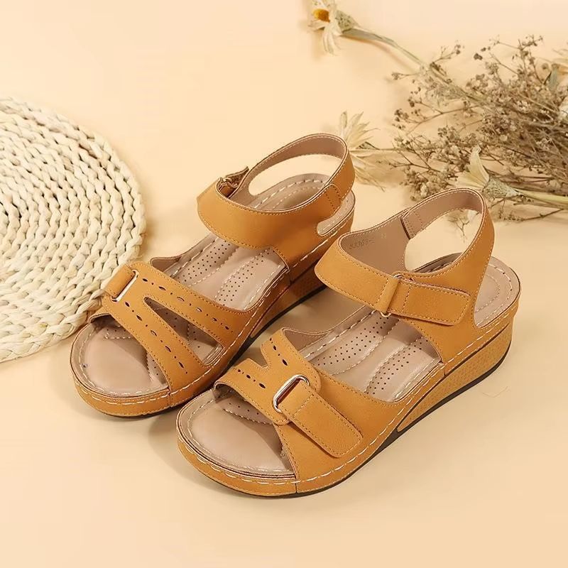 Womens Comfortable Flat Sandals  Soft Stitching Open Toe Beach Sandals For Casual Summer Wear 4