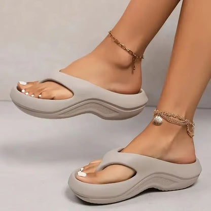 Women's Platform Flip Flops – Thick EVA Cloud Slippers with Non-Slip Soft Sole for Summer Beach Comfort