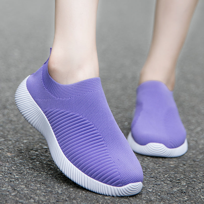 High Quality Women Vulcanized Sneakers SlipOn Loafers Stylish Walking Flats For Women 1