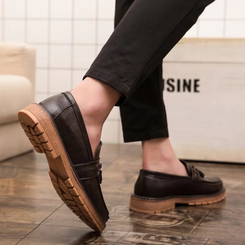 Mens Slip On Leather Loafers Retro Casual Shoes Thick Sole Round Toe Handmade Fringe Design 1