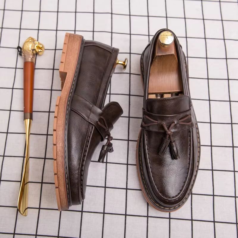 Mens Slip On Leather Loafers Retro Casual Shoes Thick Sole Round Toe Handmade Fringe Design 5