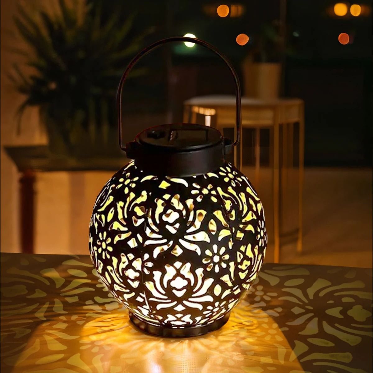 Iron Solar Lantern For Outdoor Decorative Pathway Lighting 6