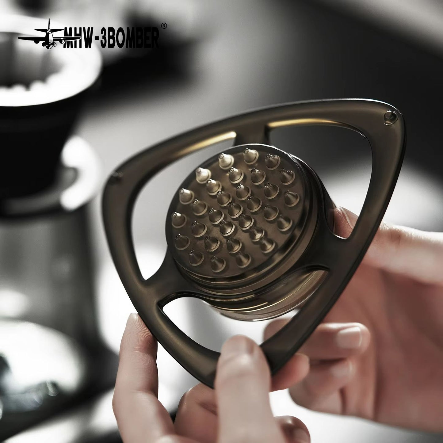 Precision Pour-Over Coffee Dripper – Flow Control Brewer for Baristas & Home Brewing