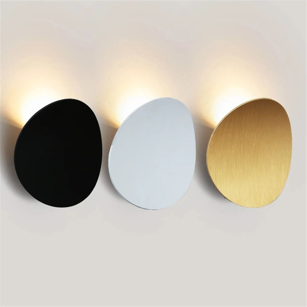 Modern Aluminum LED Wall Lamp for Cozy Indoor Spaces