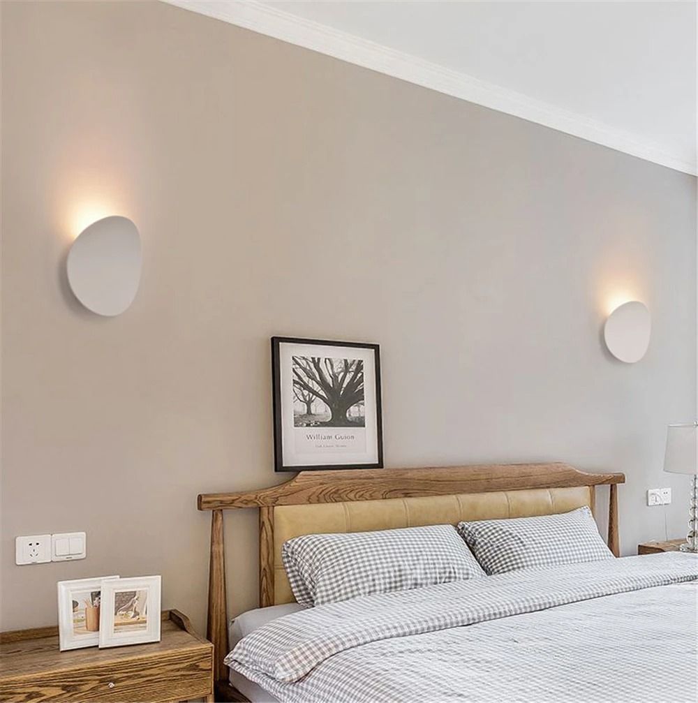 Modern Aluminum LED Wall Lamp For Cozy Indoor Spaces 2