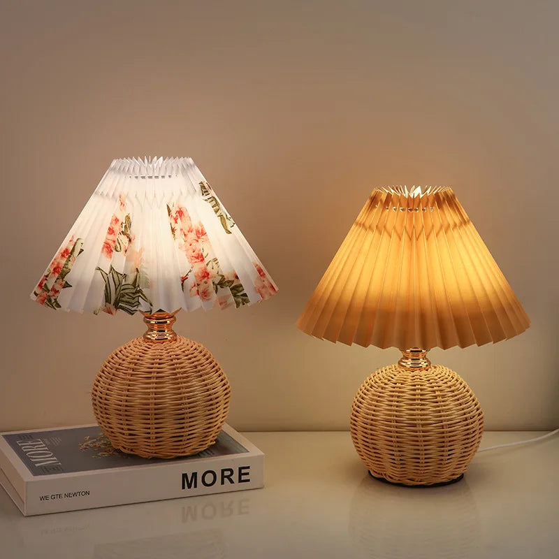 Nordic Ins Wind Internet Red Desk Lamp for Girls, High-End Pleated Bedroom Bedhead Lamp with Warm Night Light