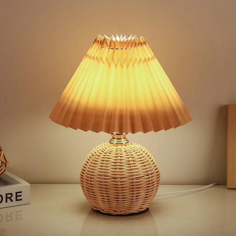 Nordic Ins Wind Internet Red Desk Lamp for Girls, High-End Pleated Bedroom Bedhead Lamp with Warm Night Light