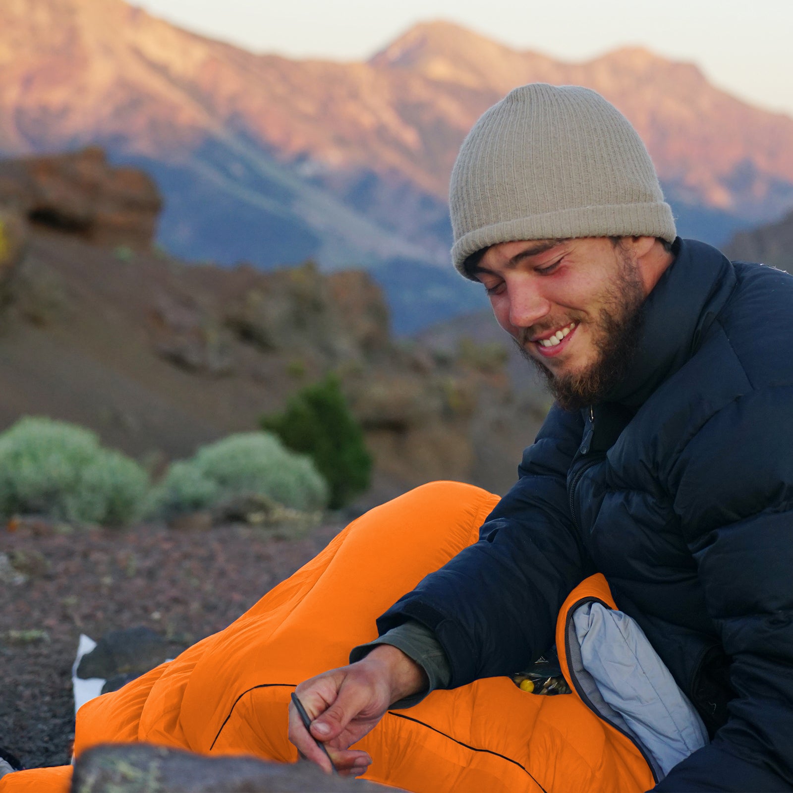 Ultralight Envelope Sleeping Bag for Adults Camping, Compact Outdoor Travel Bag Spring Autumn Beach Walking Sleeping Bag