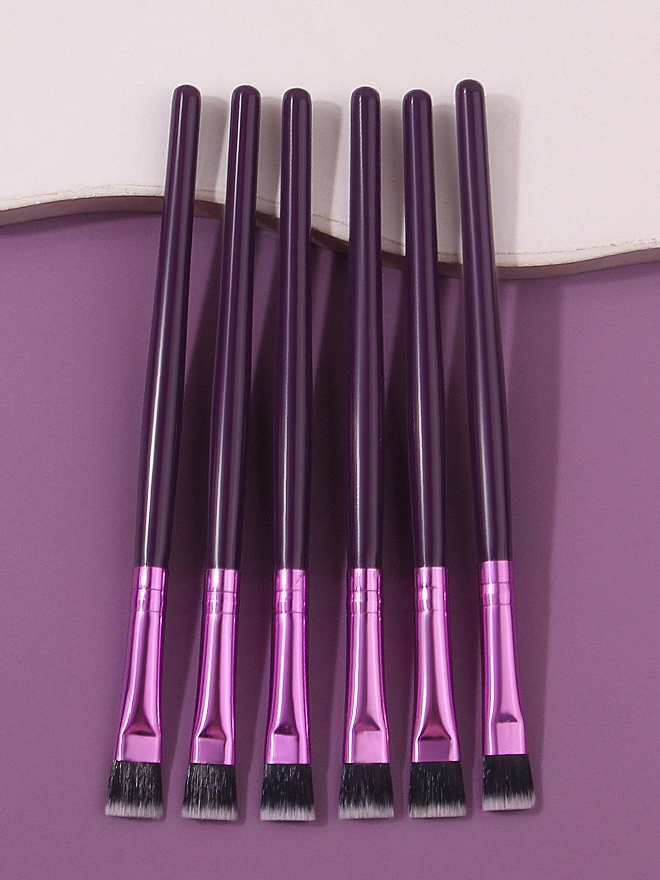 Multi-Purpose Eye Makeup Tool, Purple Wooden-Handled Flat-Head Brush, Eyeshadow Brush, Eyebrow Brush, Concealer Brush