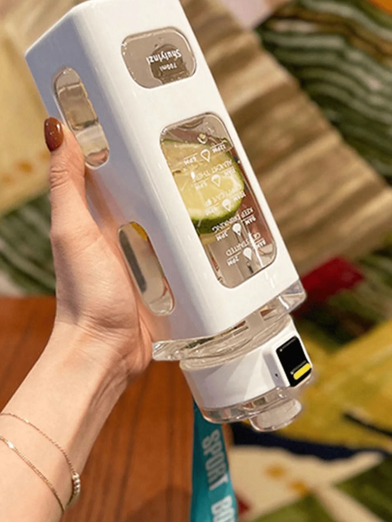 Sports Water Bottle Portable And Leak Resistant 4