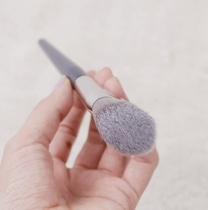 Hot Flashy Angled Blush Brush BKAngie, Face Contour Makeup Brush, Cream Liquid Bronzer Blush Highlighter